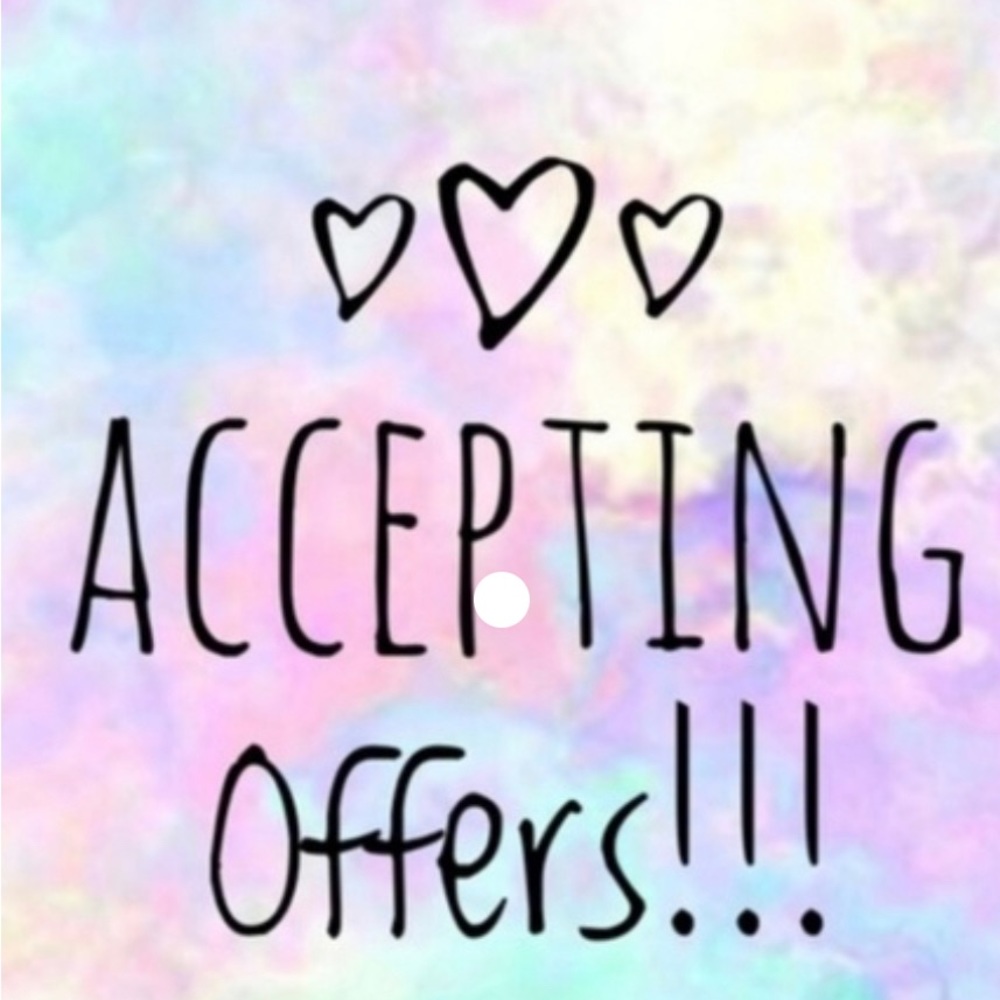 Clearing out my closet!!! Send me offers!!!